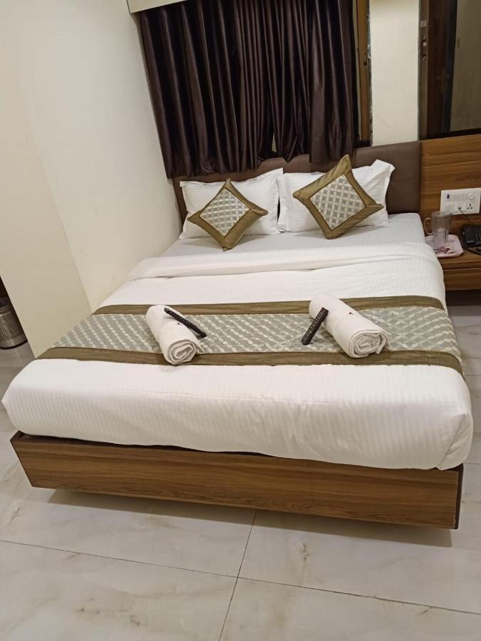 Hotel Ashyana - Near To Grant Road Station Mumbai Exterior foto