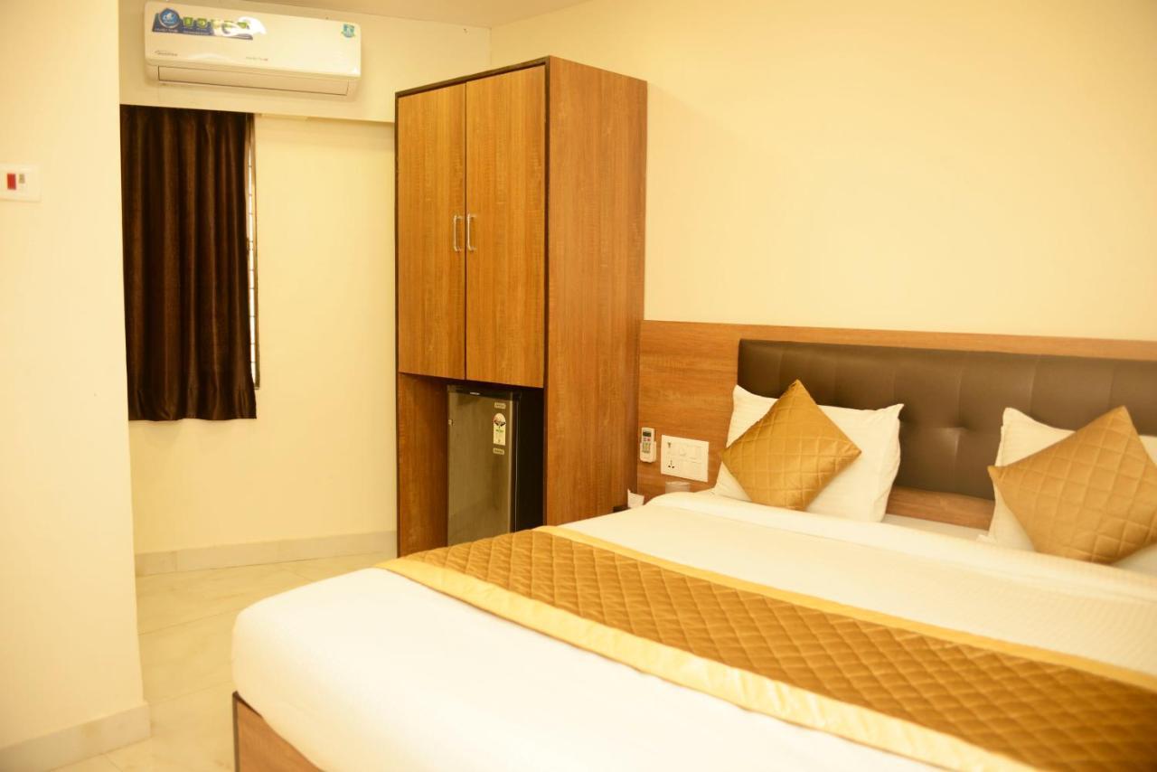 Hotel Ashyana - Near To Grant Road Station Mumbai Exterior foto